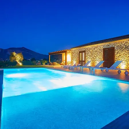 Del Borgo Con Piscina E Jacuzzi * Scopello (Sicily)