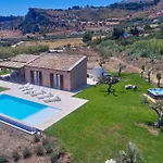 Del Borgo Con Piscina E Jacuzzi Villa Scopello