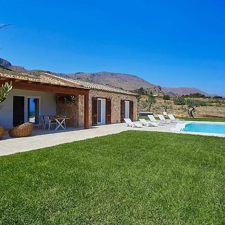 Del Borgo Con Piscina E Jacuzzi Villa