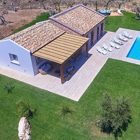 Del Borgo Con Piscina E Jacuzzi Villa