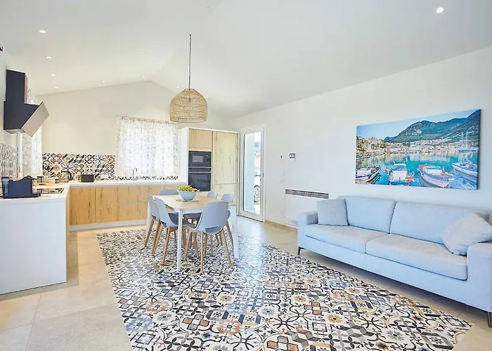 Del Borgo Con Piscina E Jacuzzi Willa