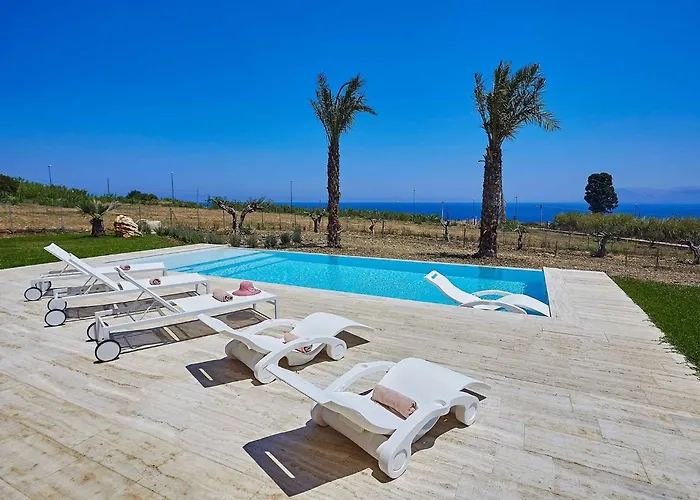 Del Borgo Con Piscina E Jacuzzi Willa