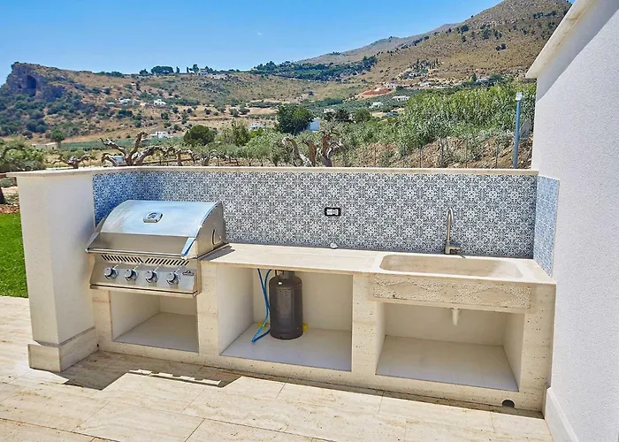 Del Borgo Con Piscina E Jacuzzi Willa *